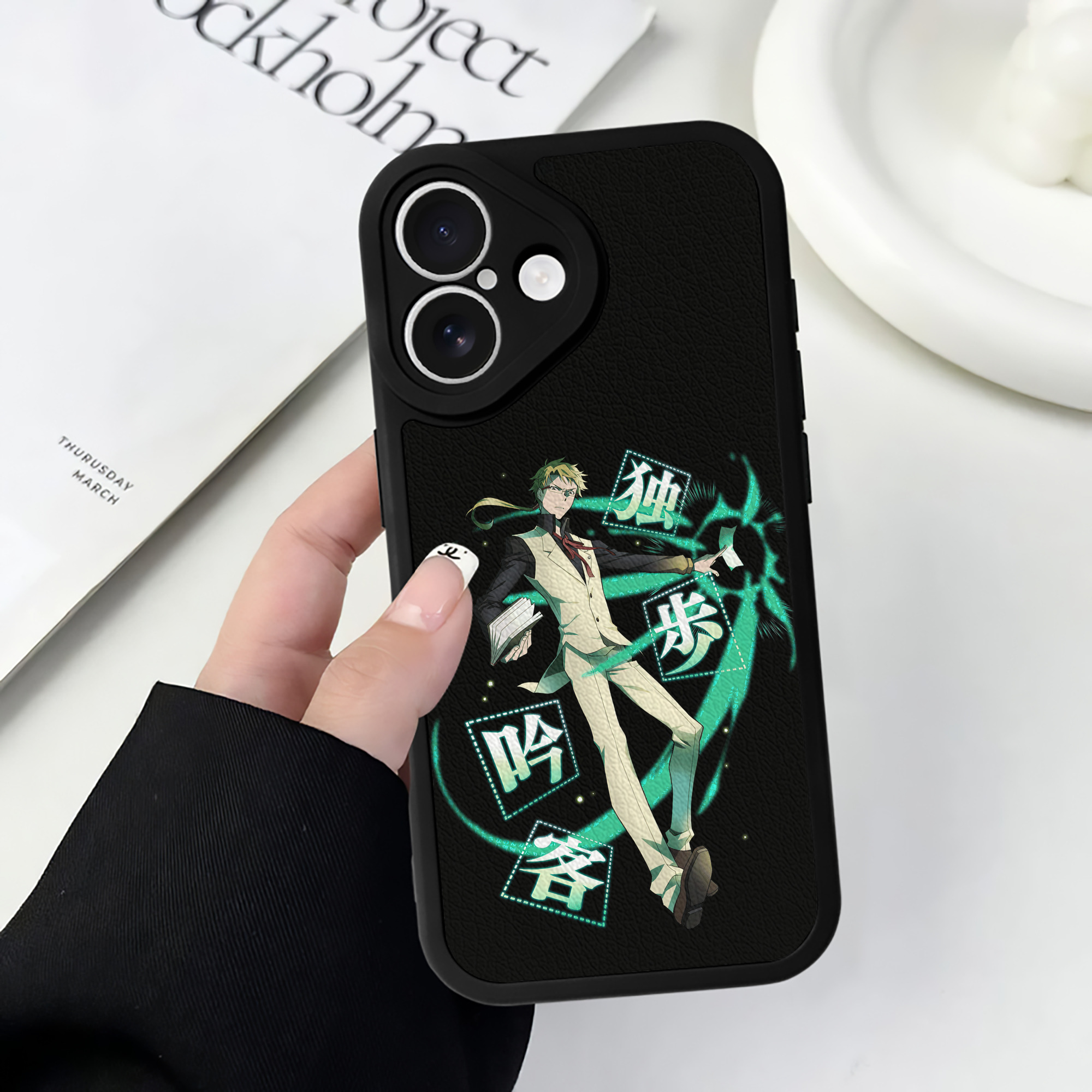 （画像用） 文豪ストレイドッグス Bungo Stray Dogs 【iPhone 16シリーズ対応】シリコンスマホケース（レザー調） 材質：シリコン